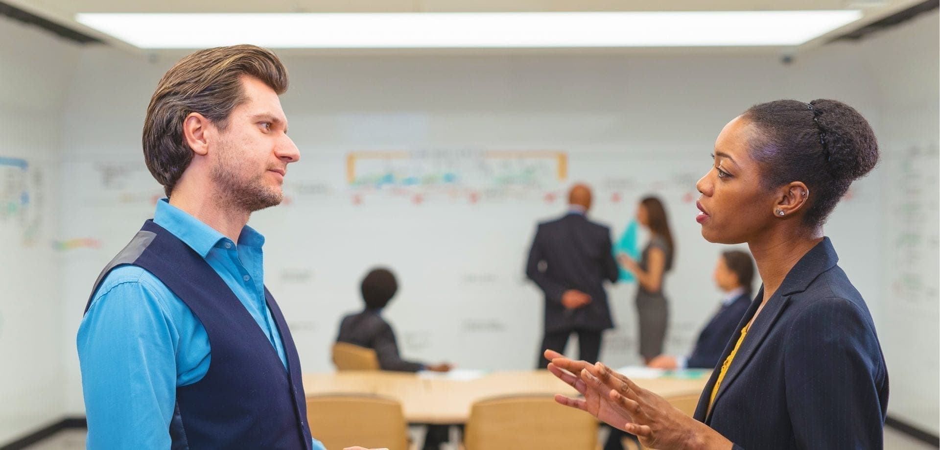 Hewlett Packard Enterprise client conversation in customer experience center