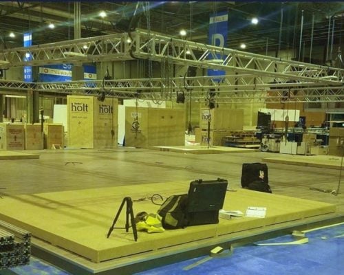 Trade show installation and dismantle supervision and labor
