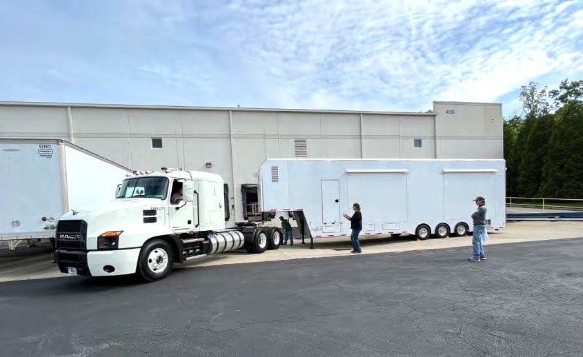 Mobile training trailer for disaster contractor training