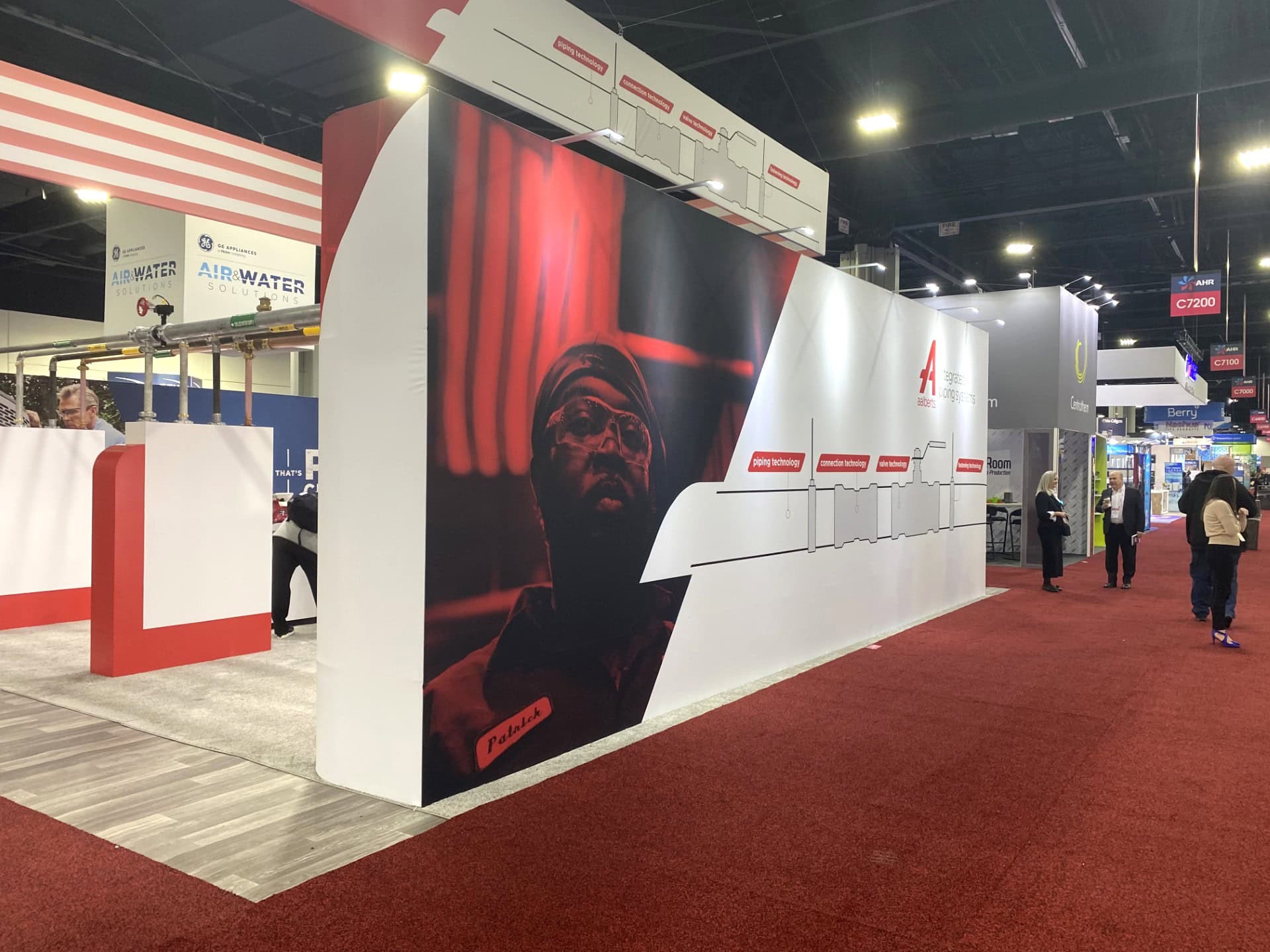 Aalberts IPS 30x40 AHR 2023 trade show exhibit - back