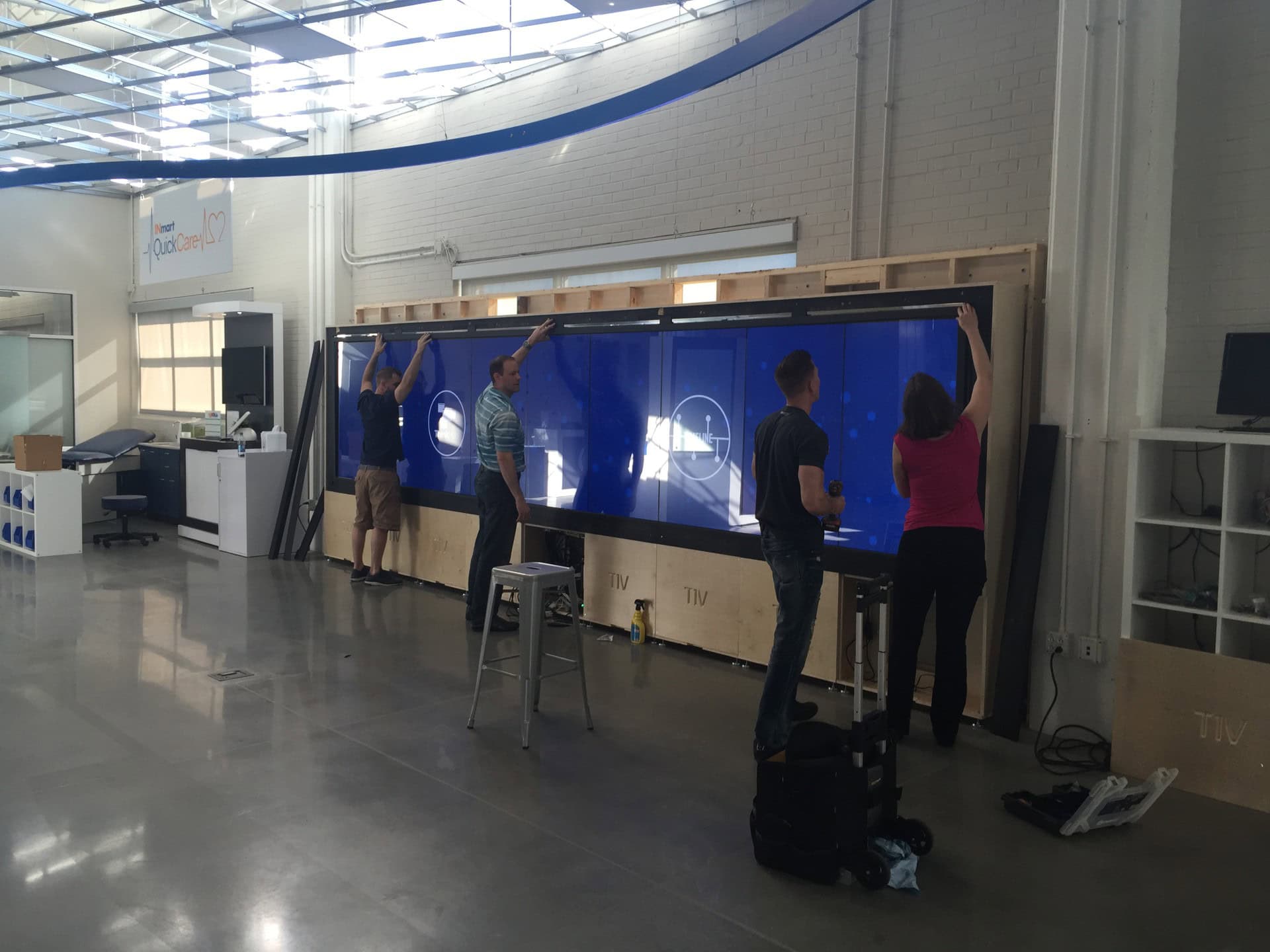 Inmar Innovation Lab Multi Touch Wall - blue screens unframed