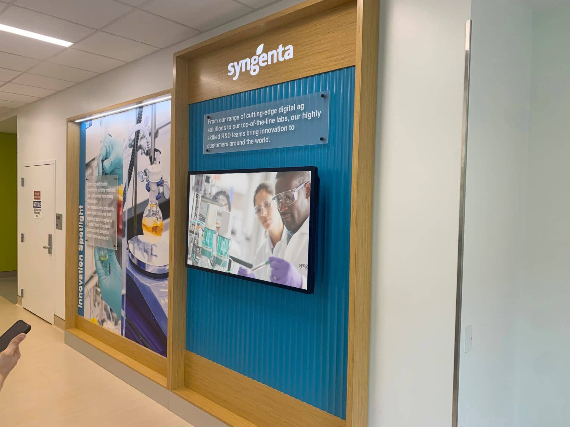 Syngenta-HQ-branded-interiors-innovation-spotlight-Tour-Stop-interactive